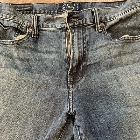 Lucky Brand 221 Original Straight Jeans - Picture 11 of 15